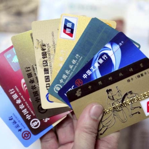 【美国生活】在美国用信用卡 别犯这6个错误！